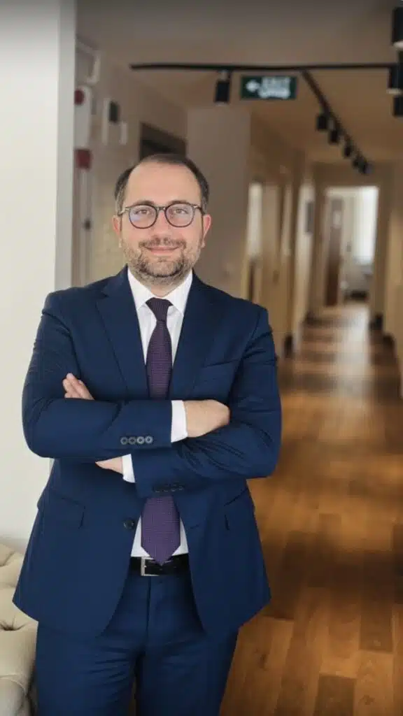 Dr. Burak TOPRAK 1 Psikiyatrist